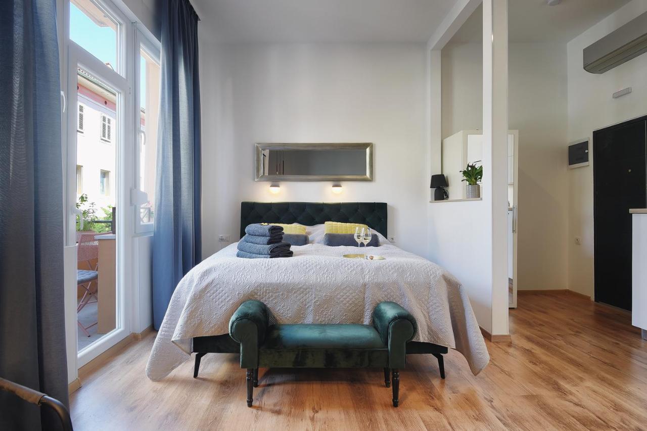 E&F Luxury Apartments Pula Luaran gambar